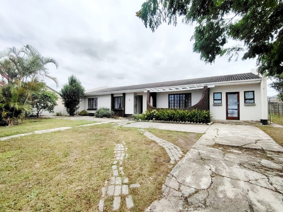 4 Bedroom Property for Sale in Amalinda Eastern Cape